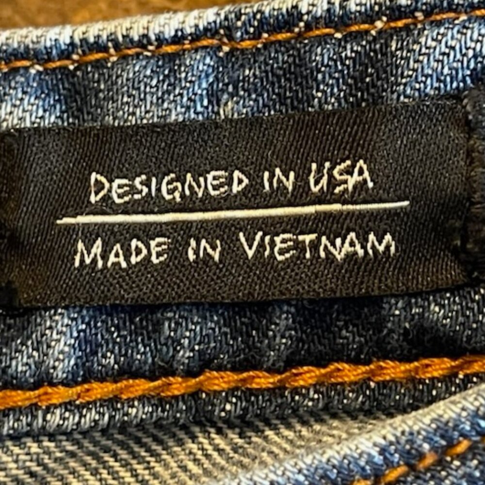 MISS ME‎ Women’s Y2K Medium Wash Casual Distressed Crop Jeans Size 26 Boyfriend - Picture 10 of 11